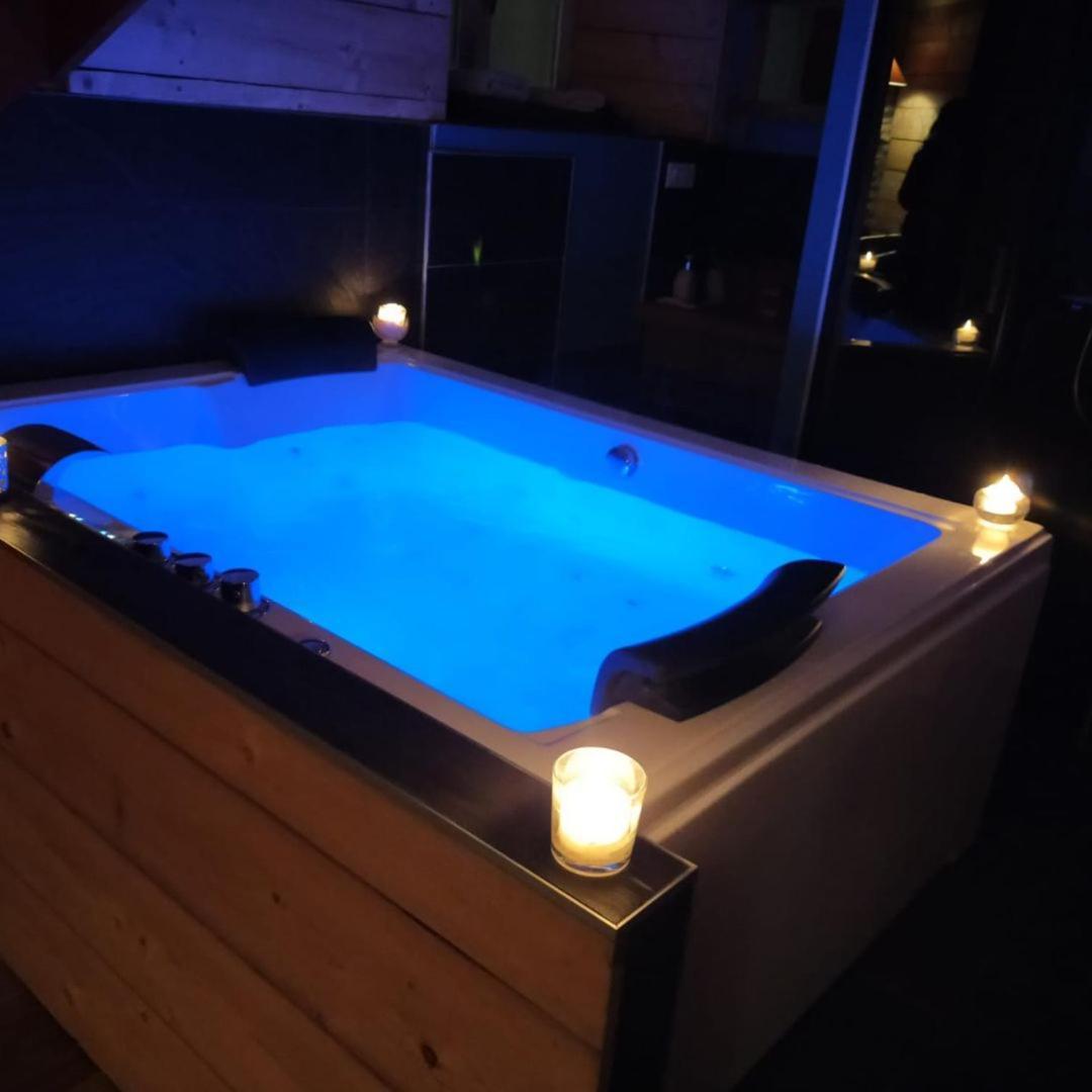 Ty Madelez, Chambres De Charme, Gites Et Spa La Roche-Derrien Exterior foto